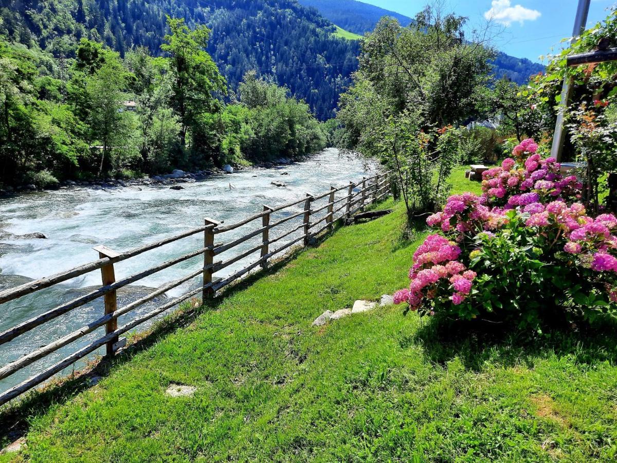 Chalet Passeier - River Saltusio Bagian luar foto